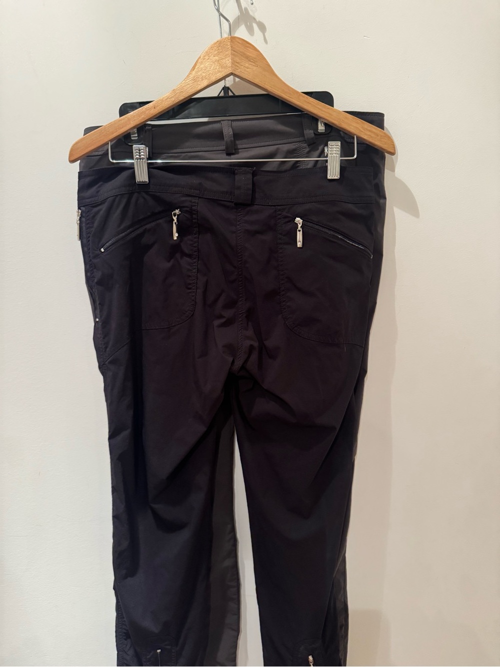Anatomie black pants- (3) pairs! 
All Size L.